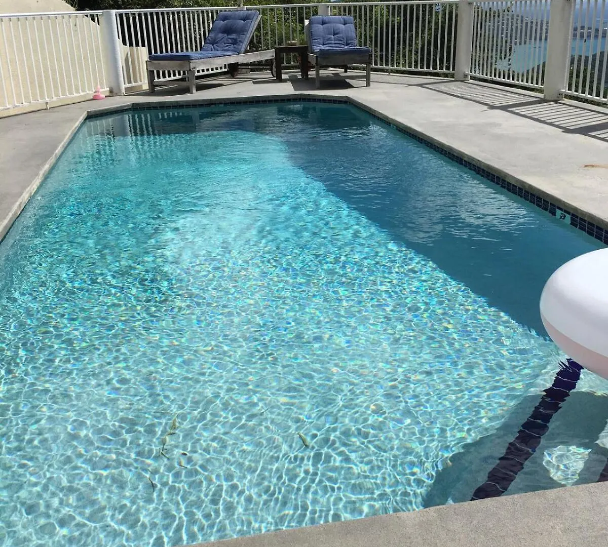 1Br Getaway With Breathtaking Views And King Bed Apartment Contant  United States Virgin Islands