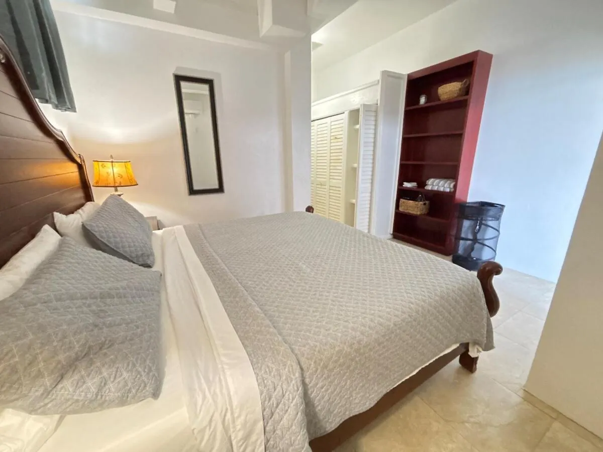 Appartamento 1Br Getaway With Breathtaking Views And King Bed Contant