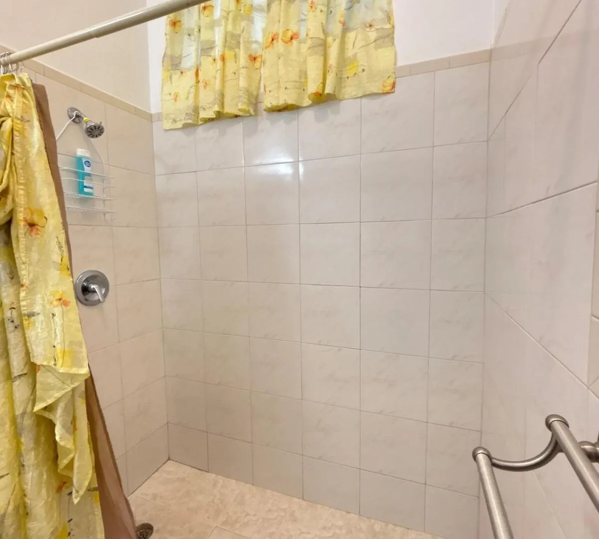 Appartamento 1Br Getaway With Breathtaking Views And King Bed Contant